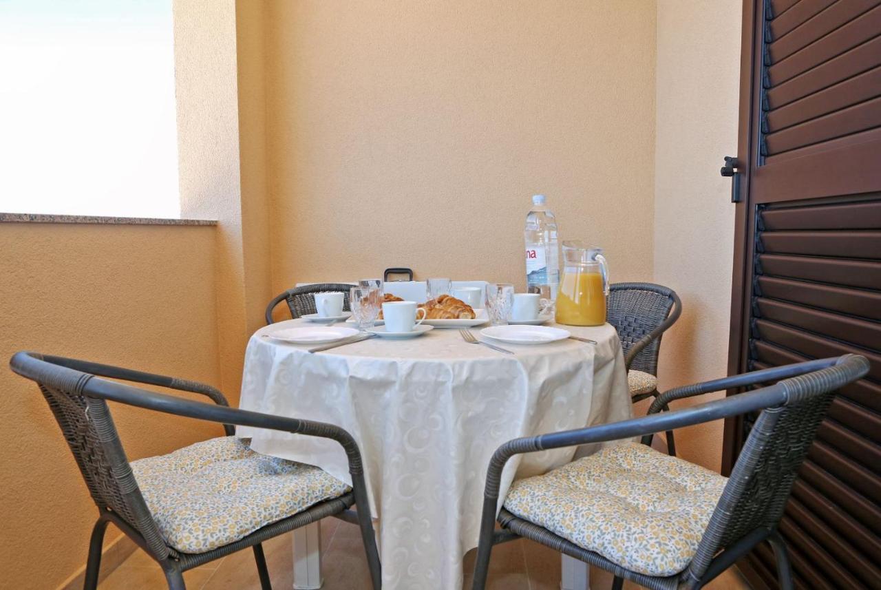 Apartmani Cili Miletici Exterior photo