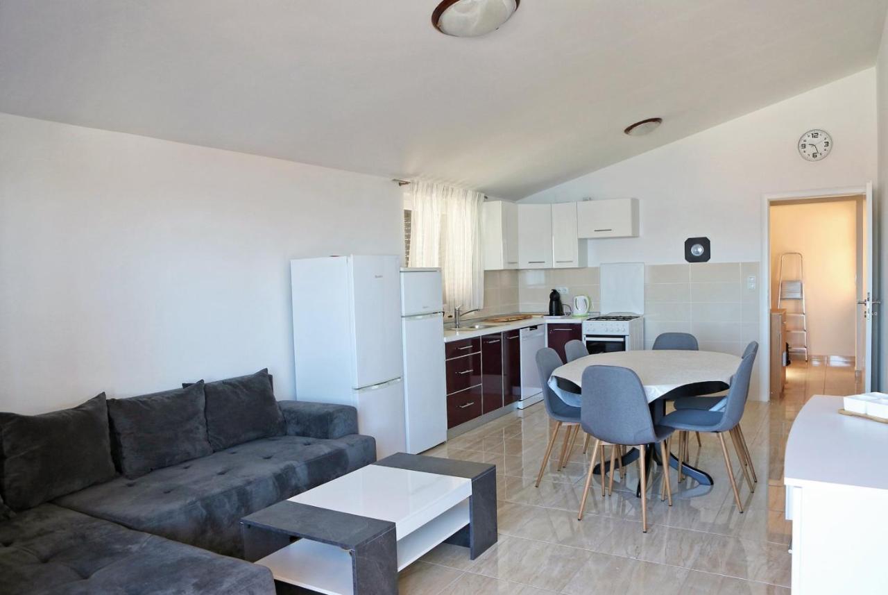 Apartmani Cili Miletici Exterior photo
