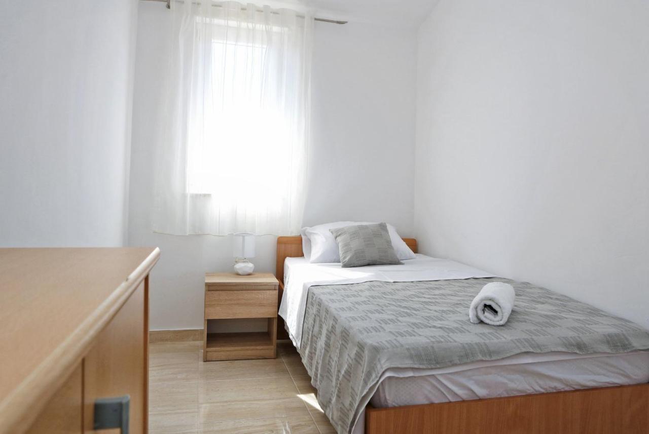 Apartmani Cili Miletici Exterior photo